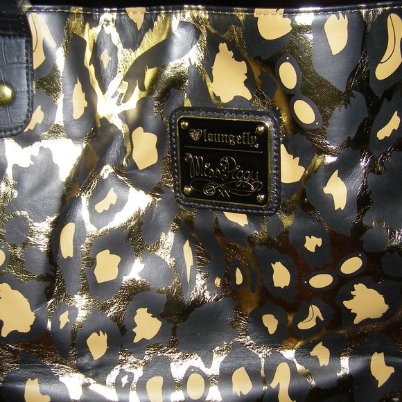 RARE! Miss Piggy's Haute Tote THE MUPPETS - Picture 4 of 16